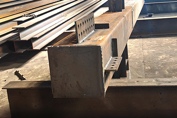 白城钢结构在工业设施中的应用